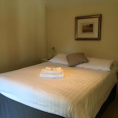 The Crown Hotel Mundford Luaran gambar