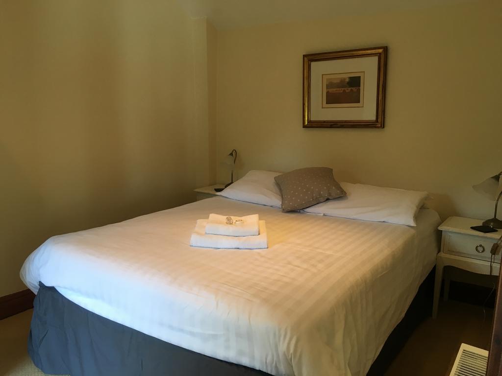 The Crown Hotel Mundford Luaran gambar